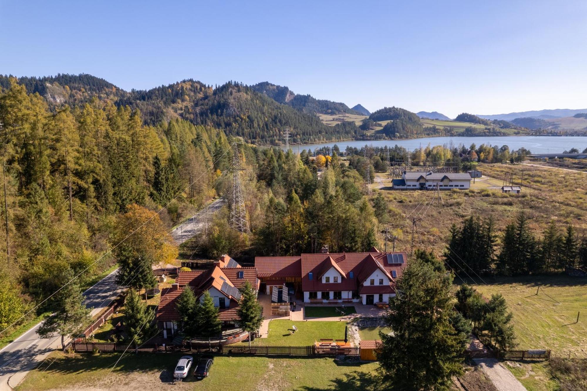 Отель Base Camp Pieniny Niedzica Экстерьер фото